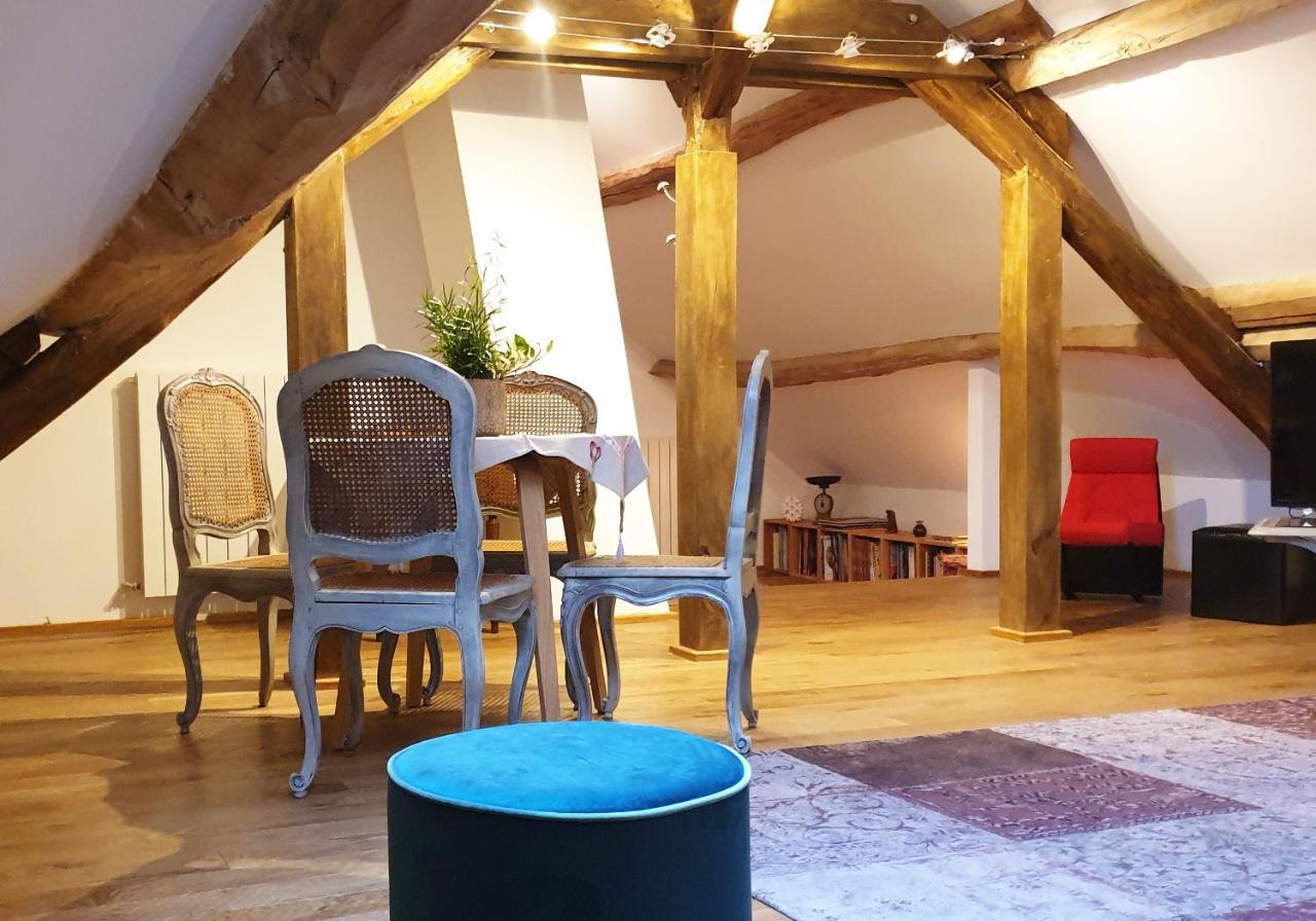 Le Champ De L'Eau Bed & Breakfast Crecy-la-Chapelle Eksteriør bilde