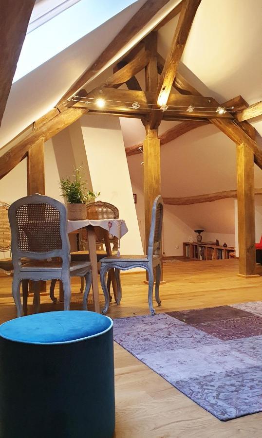 Le Champ De L'Eau Bed & Breakfast Crecy-la-Chapelle Eksteriør bilde